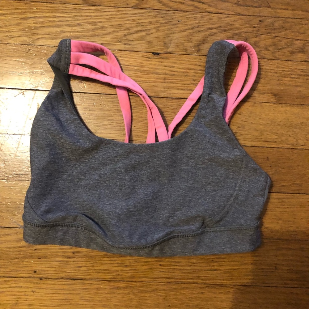 Lululemon sports bra